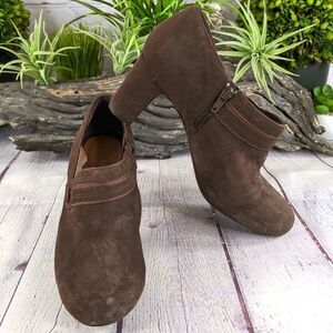 Clarks Tamryn Maize Boots Booties